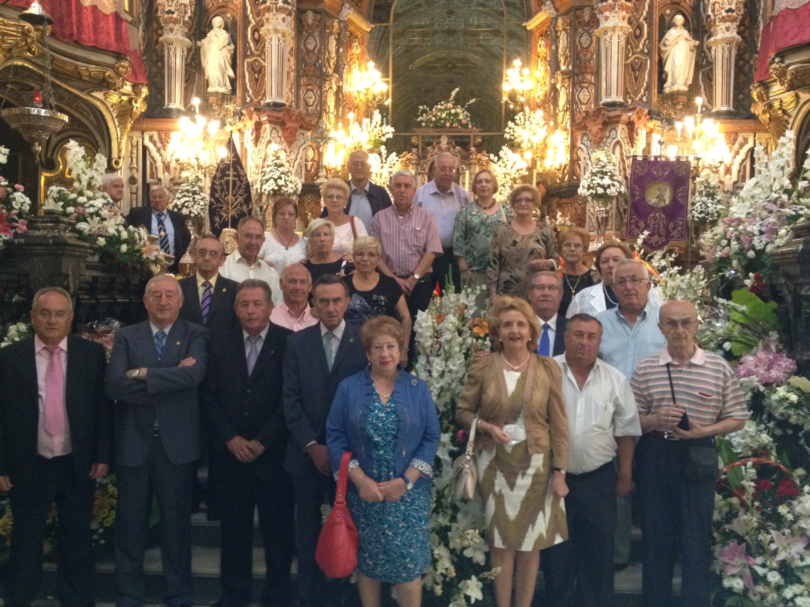 ©Ayto.Granada: Misa en honor a la Virgen de Las Angustias ofrecida por las Asociaciones de Vecinos